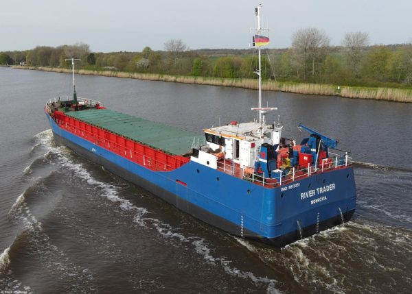 River Trader - 1400