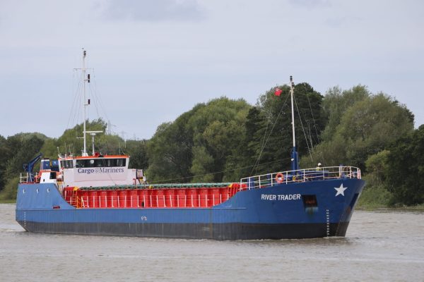 River Trader - 1400